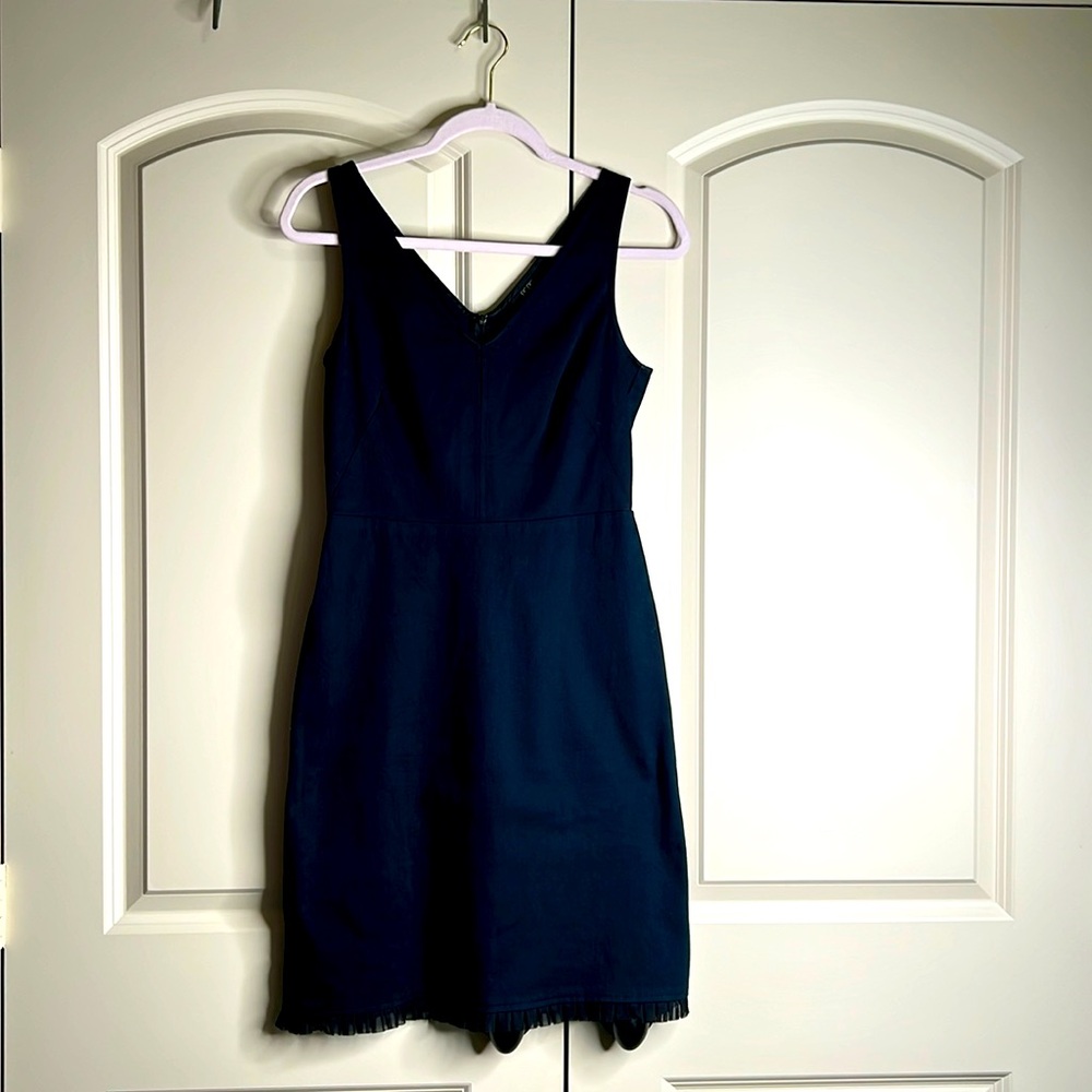 Gorgeous navy blue BCBG sleeveless dress. Size 4.